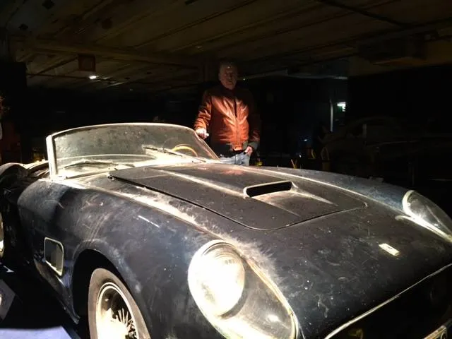 JC had a look at the Ferrari 250 California Spyder this week in Paris which is up for Auction today